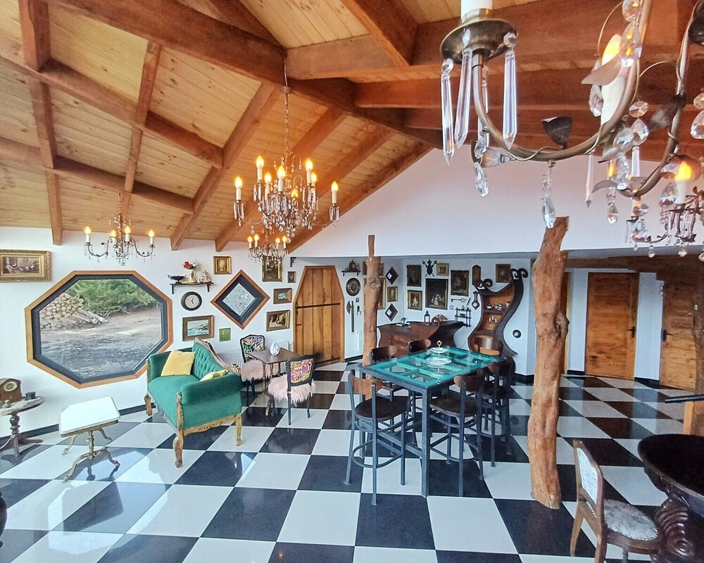 Spectra Lodge