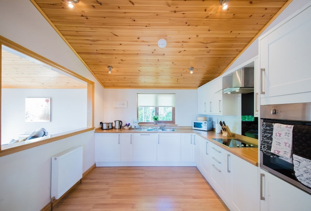 Tawny Lodge