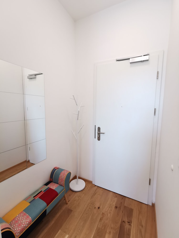 Apartments Egis Koper