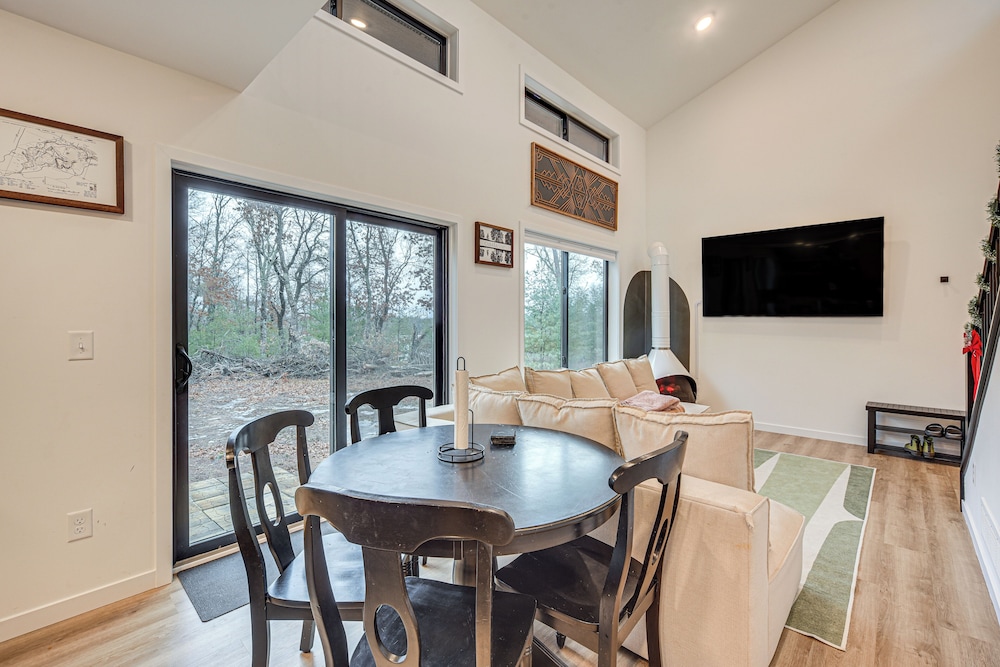Lake House on 3 Acres w/ Private Dock in Minong!