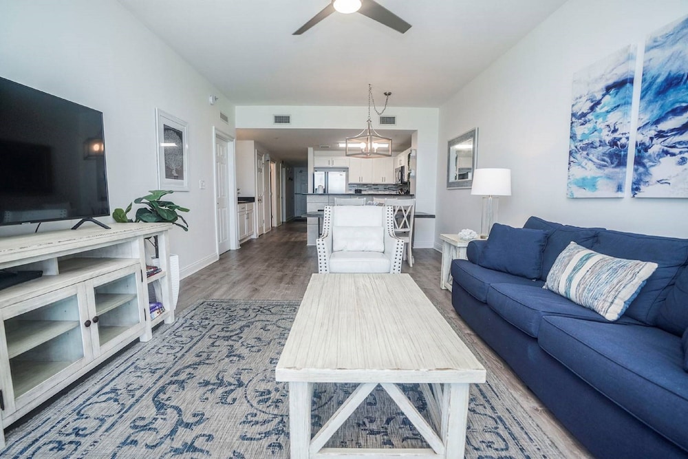 Calypso Beach Resort by Panhandle Getaways