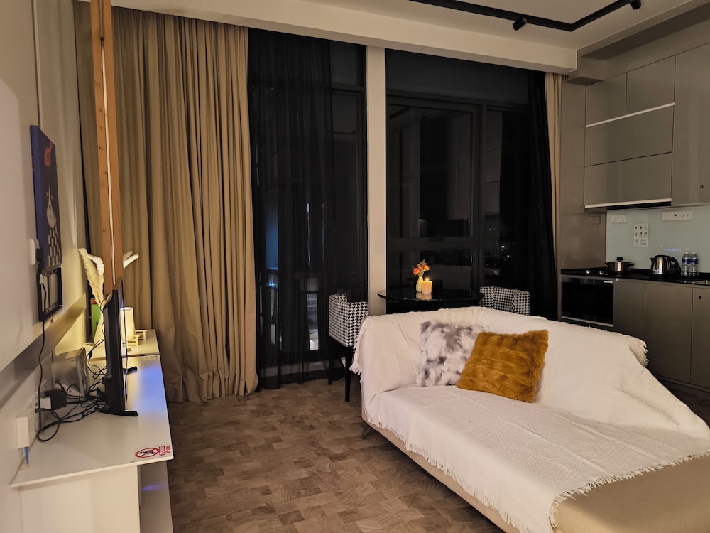 Expressionz KLCC By Laze Home