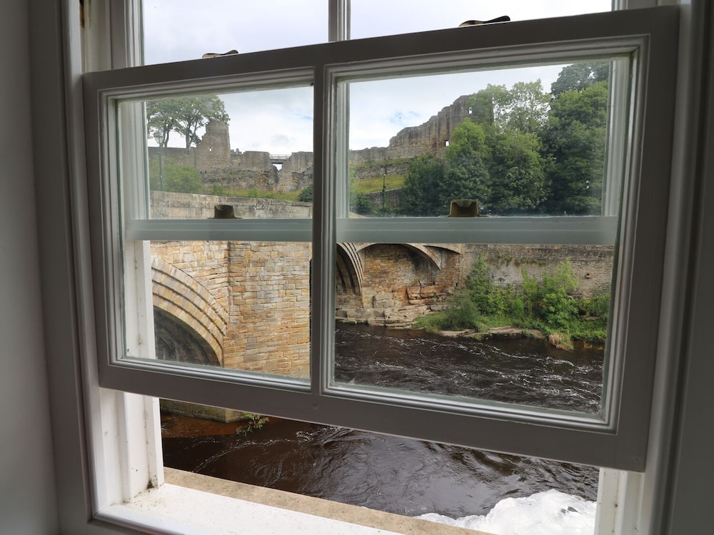 2 Riverside view 4