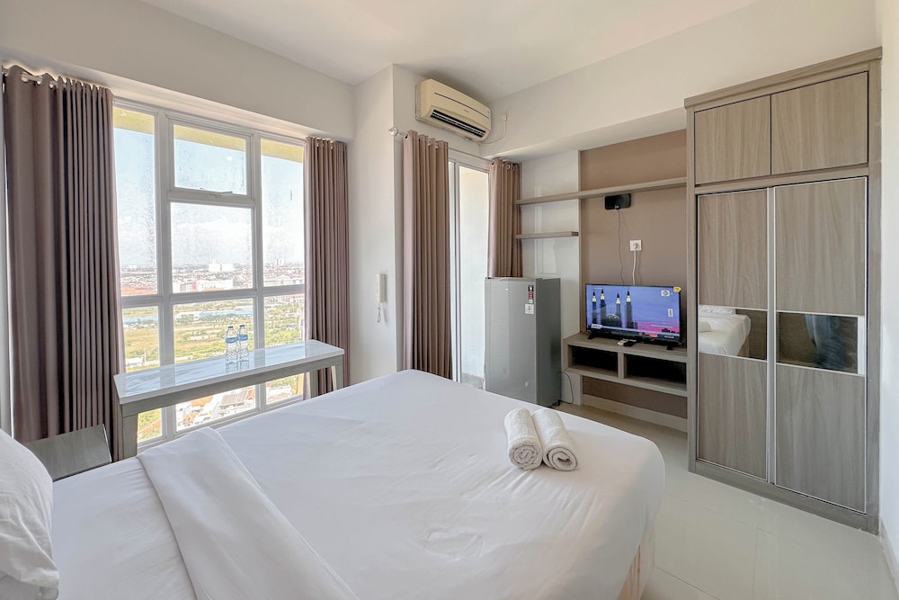 Good Deal Stunning Studio (No Kitchen) At Taman Melati Surabaya Apartment