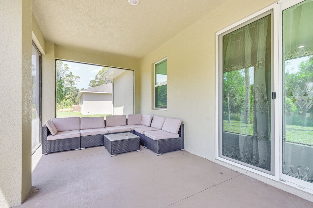 Family-friendly Home: 8 Mi to Warm Mineral Springs