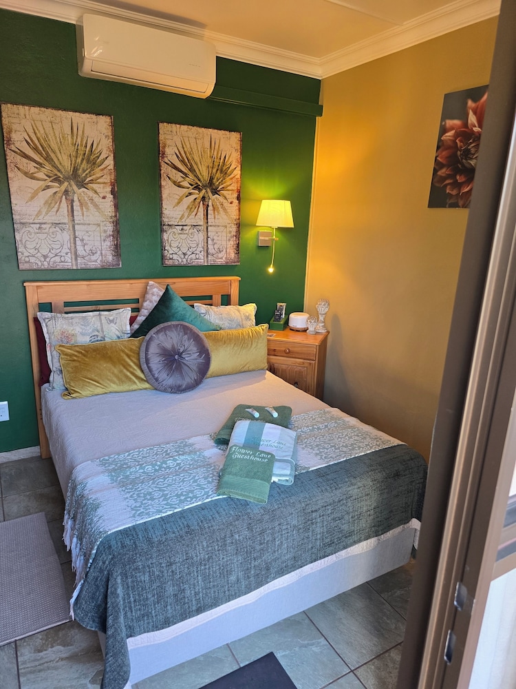 Flower Lane Guesthouse