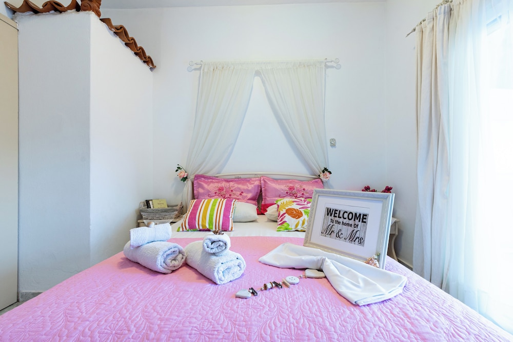 Lions Apartments photo 3