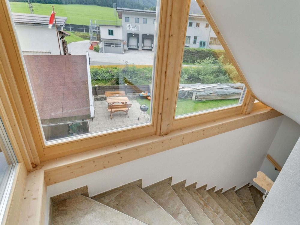 Central Apartment With Balcony, Terrace, Garden, Deckchairs