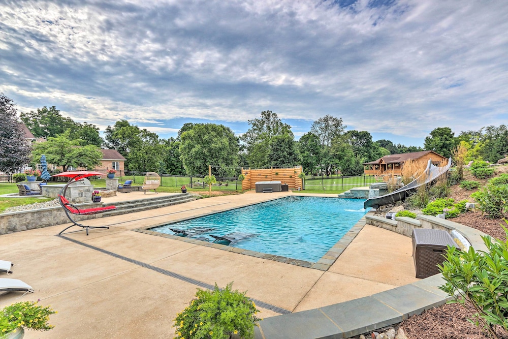 Charles Town Home w/ Private Pool Hot Tub - Property Image 35