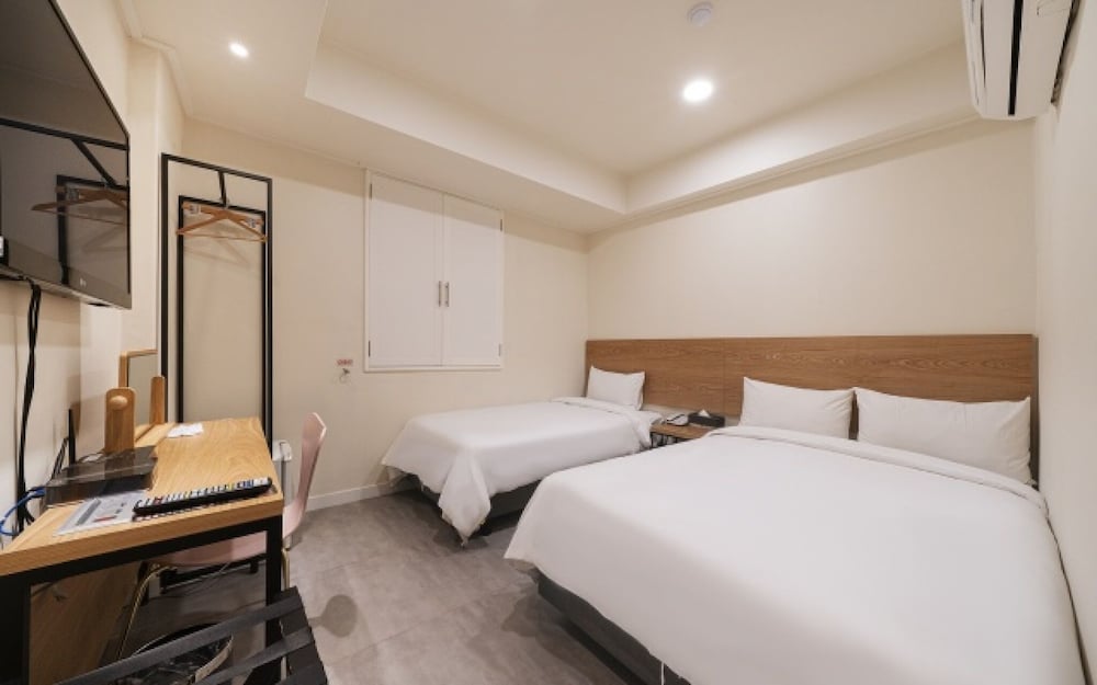 Jamsil Hostel Bene view 5