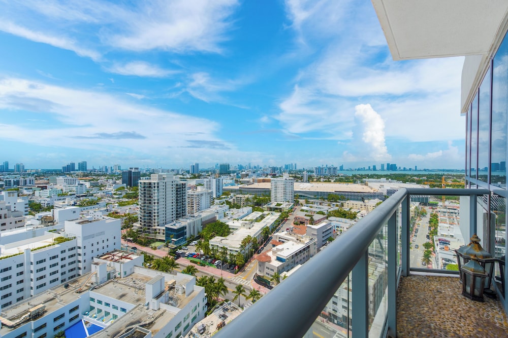 Luxury Vacation Rentals at The Setai by LRMB