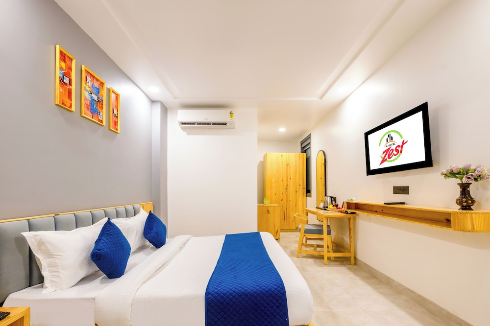 Hotel Zest Near IGI Airport