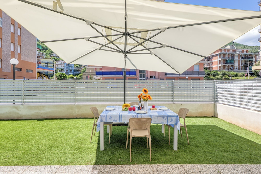 Marina Resort - Pool And Parking LUX