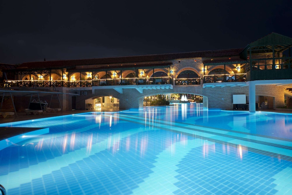 Limak Limra Hotel & Resort