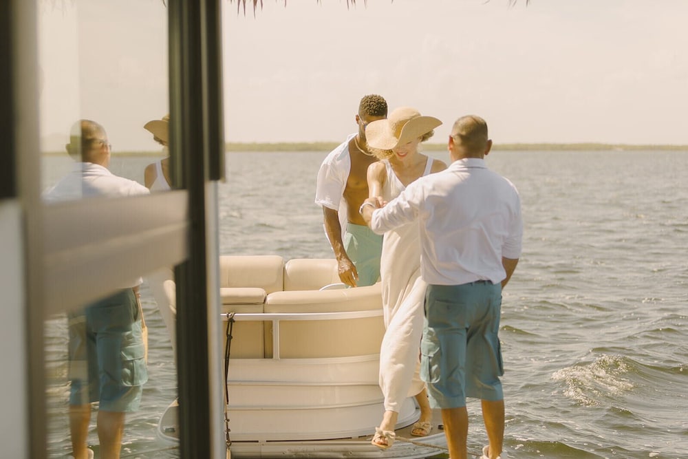 Premium Floating Bungalow by Stay Ombi