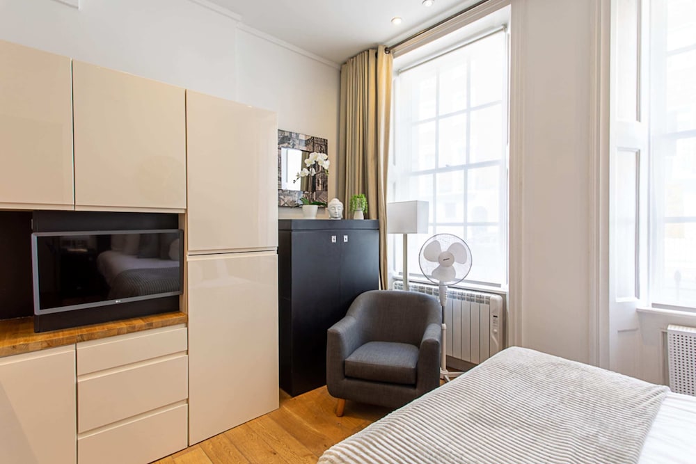 Marylebone Studio Flat