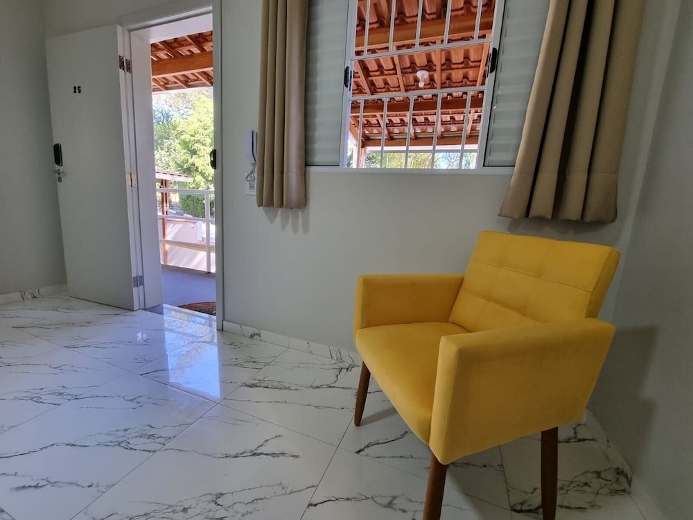 Casa Jardim Studios