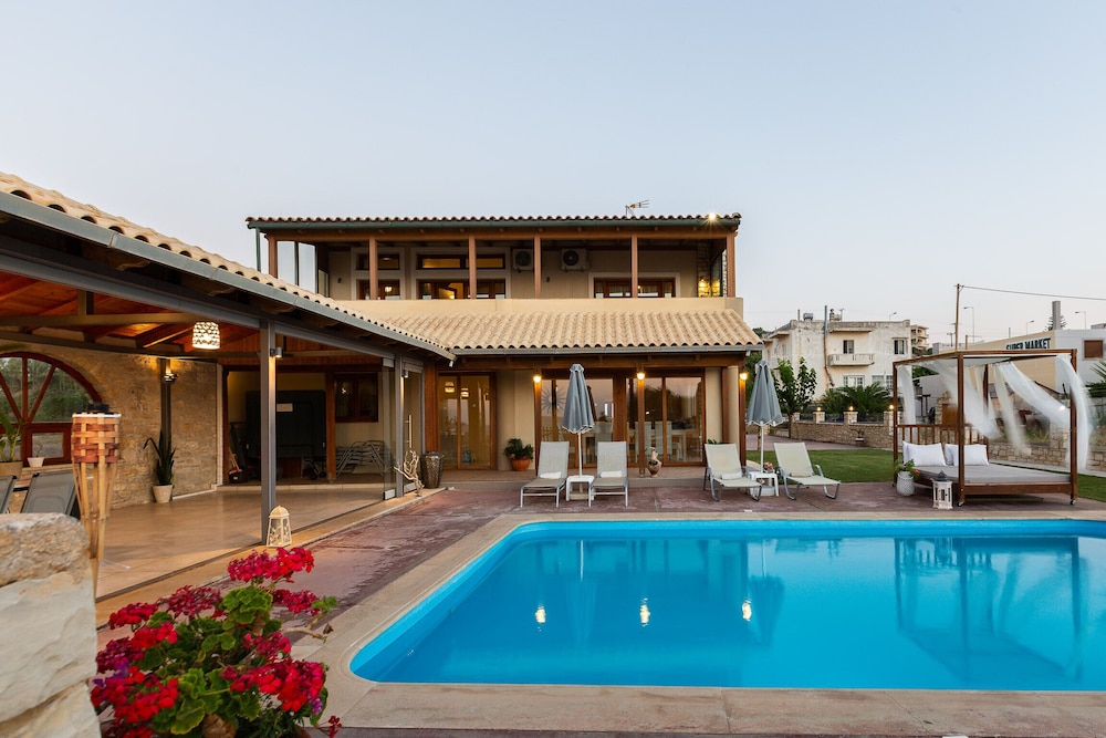 Golden Sand Beach Villa Villa
