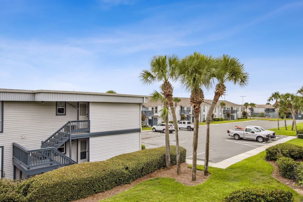 Fernandina Shores 6355 2 Bedroom Condo