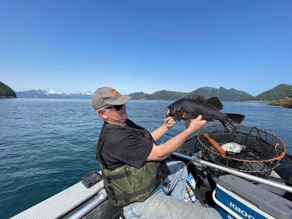 King Halibut Lodge - Property Image 20