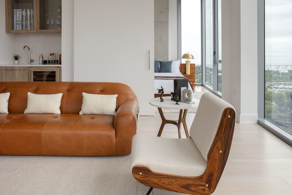 The Lyra Luxury Group Getaway - Two Penthouses