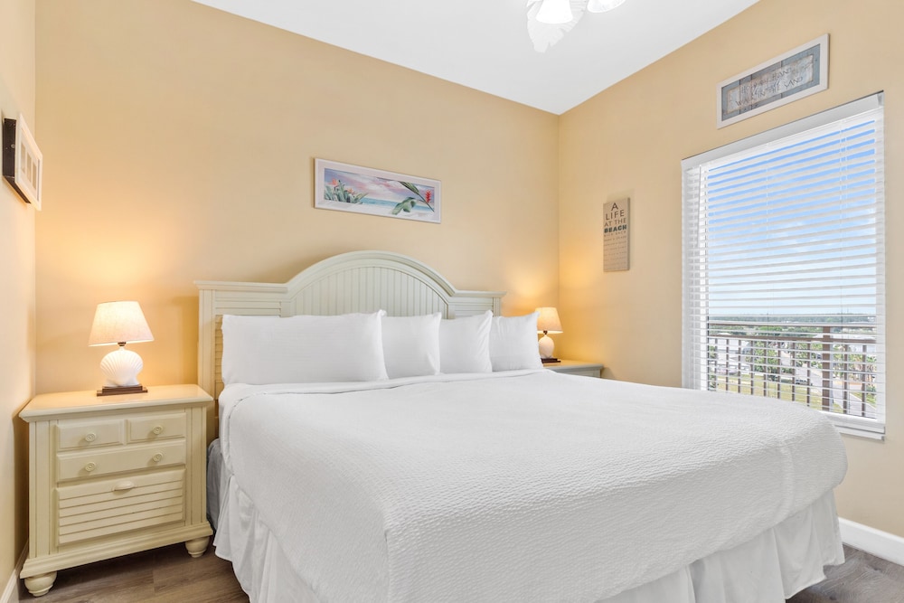 Splash Beach Resort by Panhandle Getaways