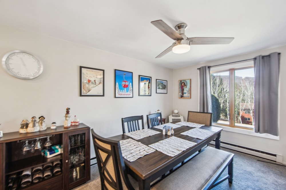 46er 15e - Stylish & Comfortable Mountain Retreat 2 Bedroom Townhouse by The Summit at Gore Mountain