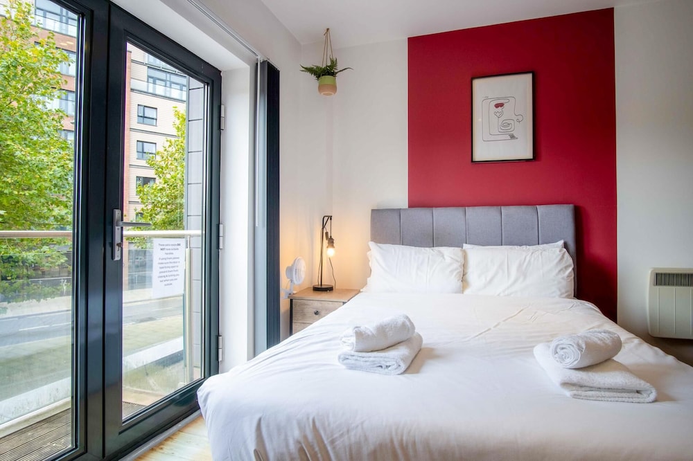 Princess Lofts 3 - 1 Bedroom Studio - Swansea