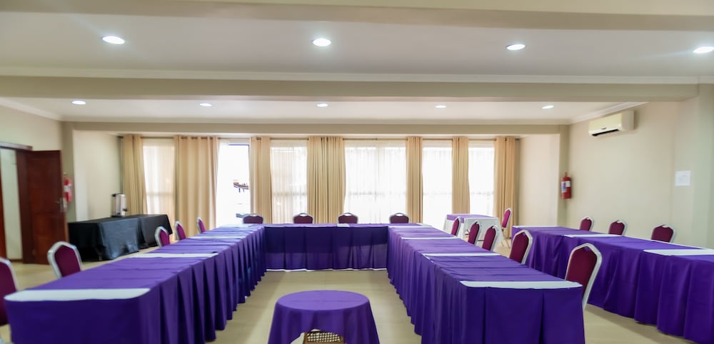 meeting & event spaces