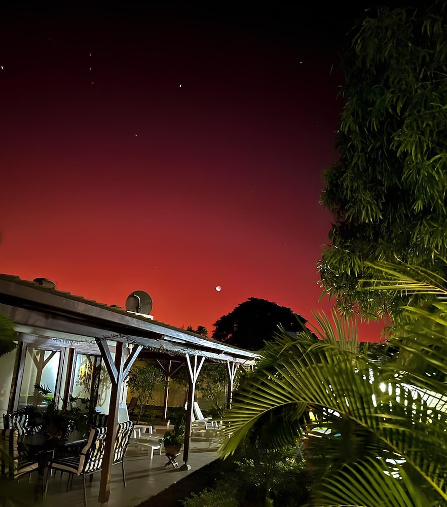 Laurels Villas