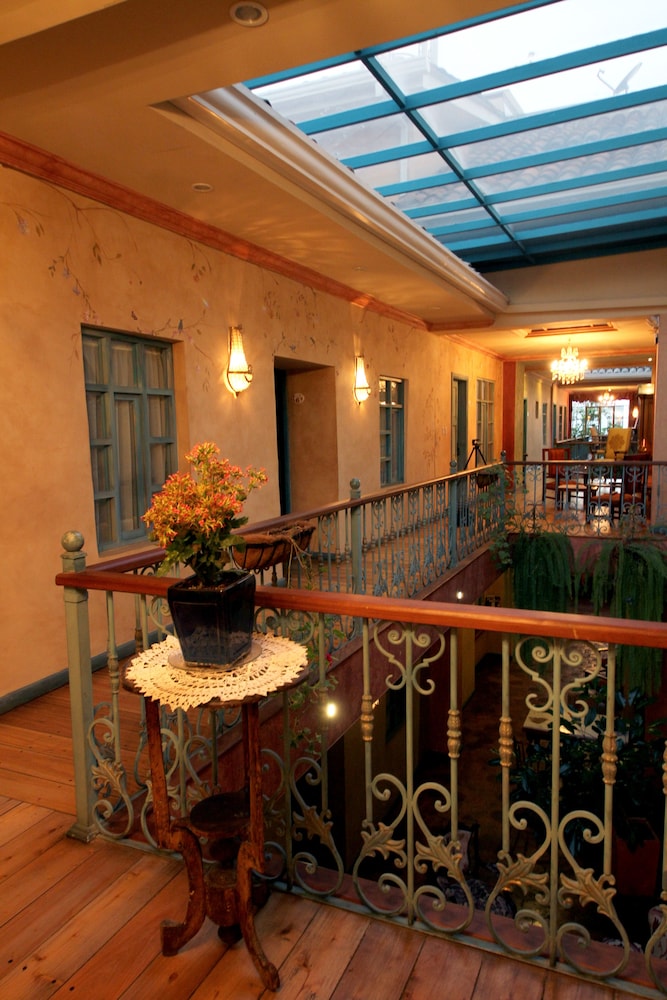 Hotel Inés María