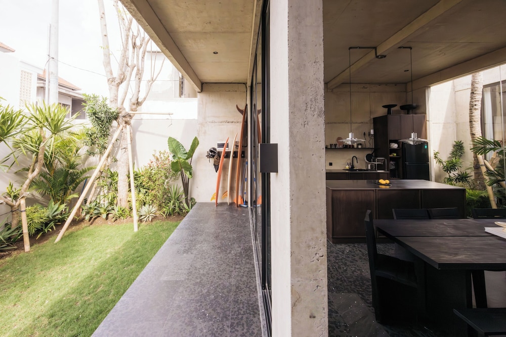 Villa Mor by Alfred in Bali