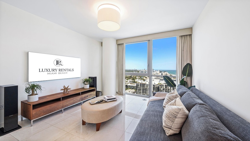 Luxury Vacation Rentals at The Setai by LRMB