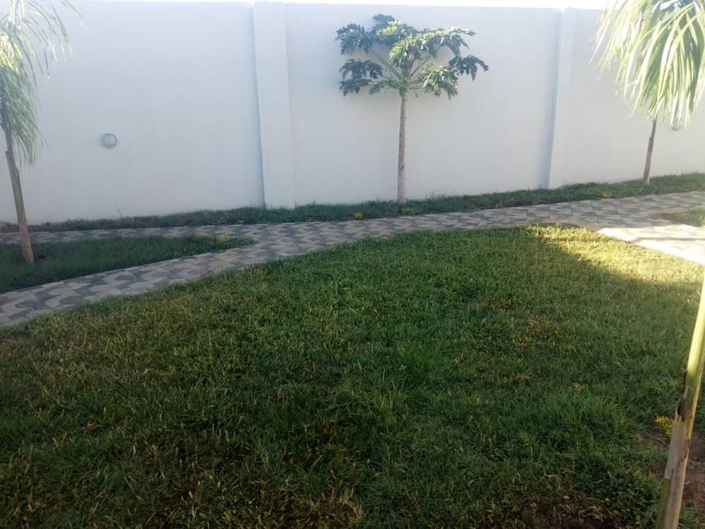 Luxury 3 Bedroom Self Catering Apartment- Masvingo