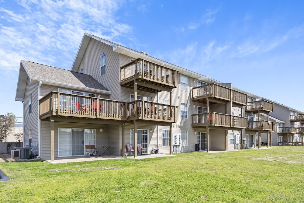 Fall Creek Retreat - 2.5 Miles From DT Branson! view 4
