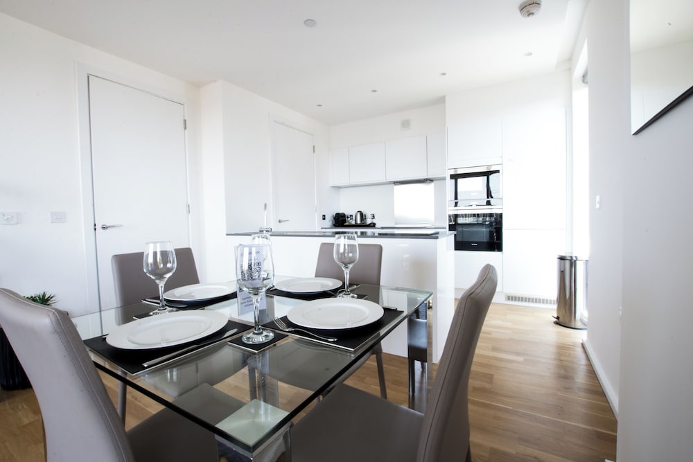 Millharbour Apartments By Charles Hope