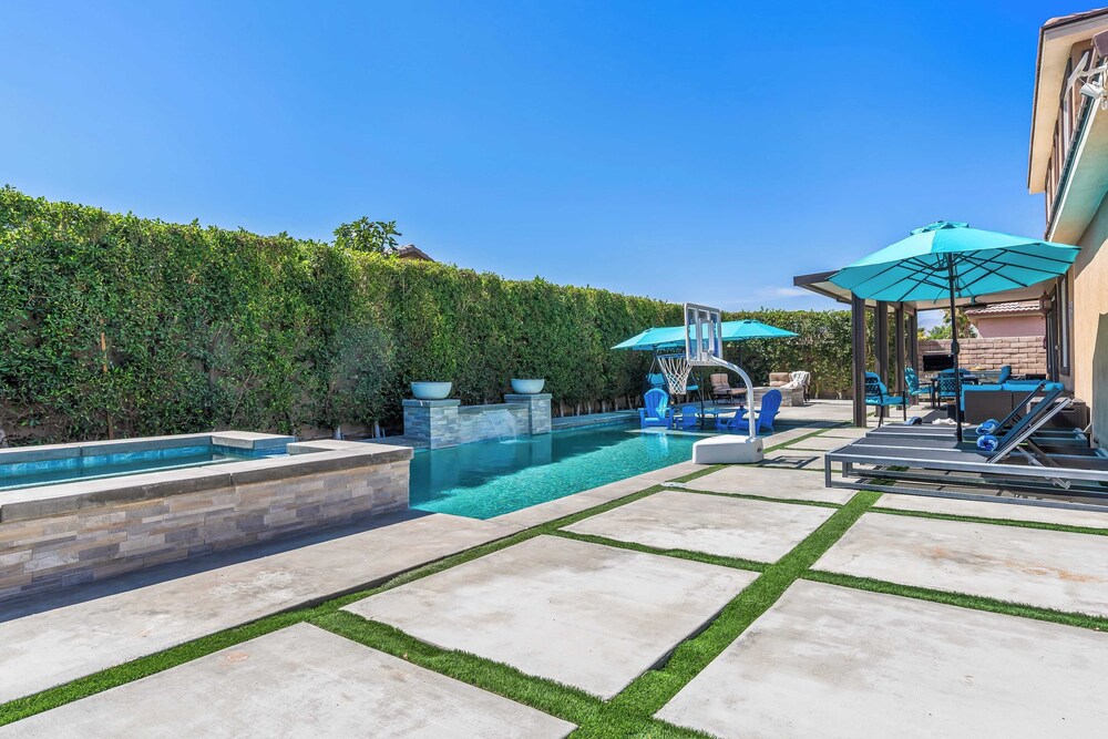 Casa Campo 5BR Desert Oasis w/ Pool, Firepit, & Outdoor Lounge