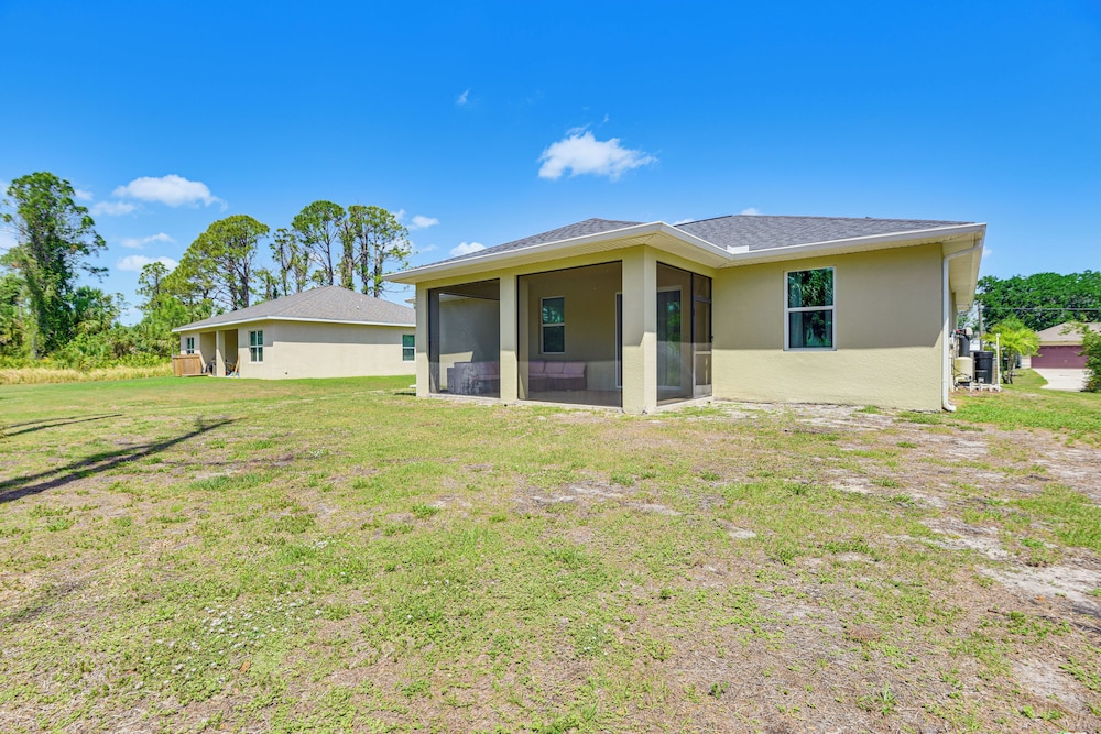 Family-friendly Home: 8 Mi to Warm Mineral Springs