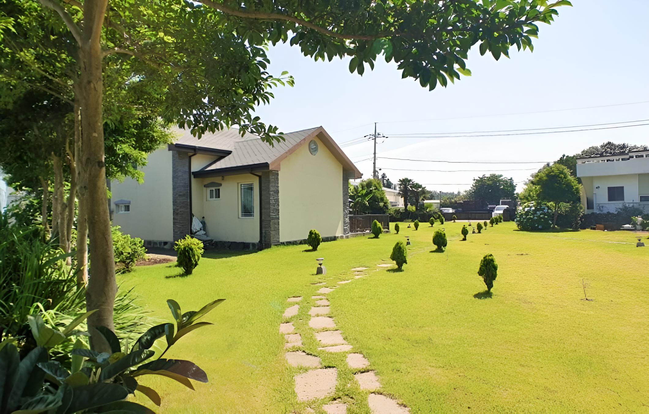 Seogwipo Irae Family Pension view 5