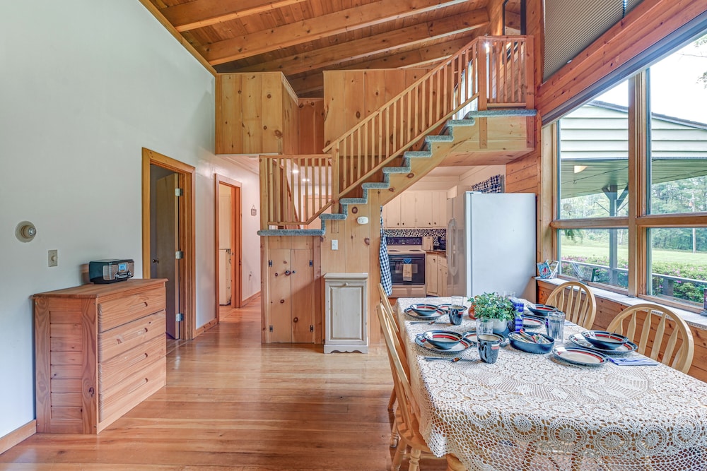 Near State Parks: Countryside Cottage in Wellsboro
