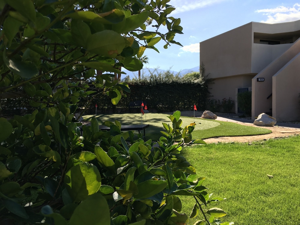 GetAways at Vista Mirage