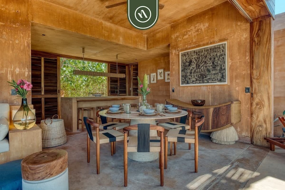 Stunning Two-bedroom Ocean View House - Mazul
