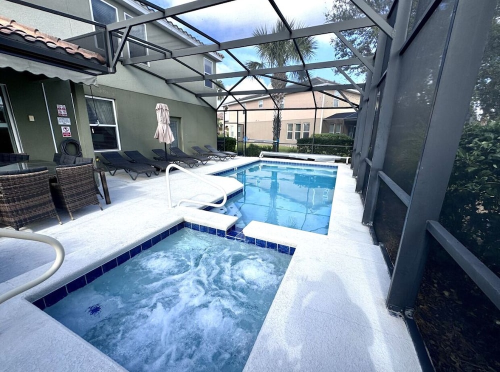 Solterra 6Br Retreat W/ Lazy River & Water Slide