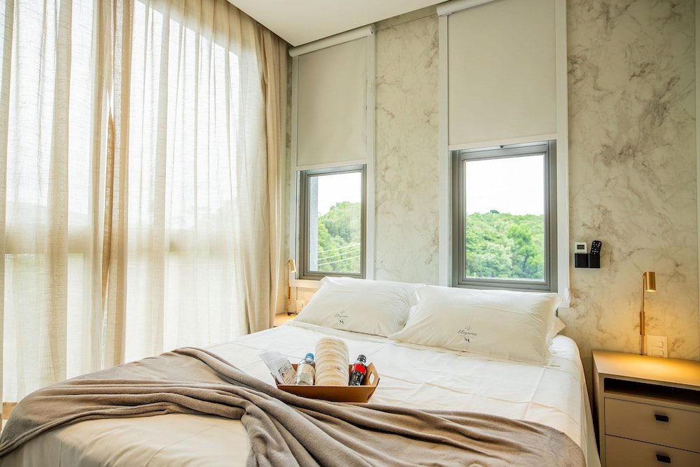 Elegance Residence