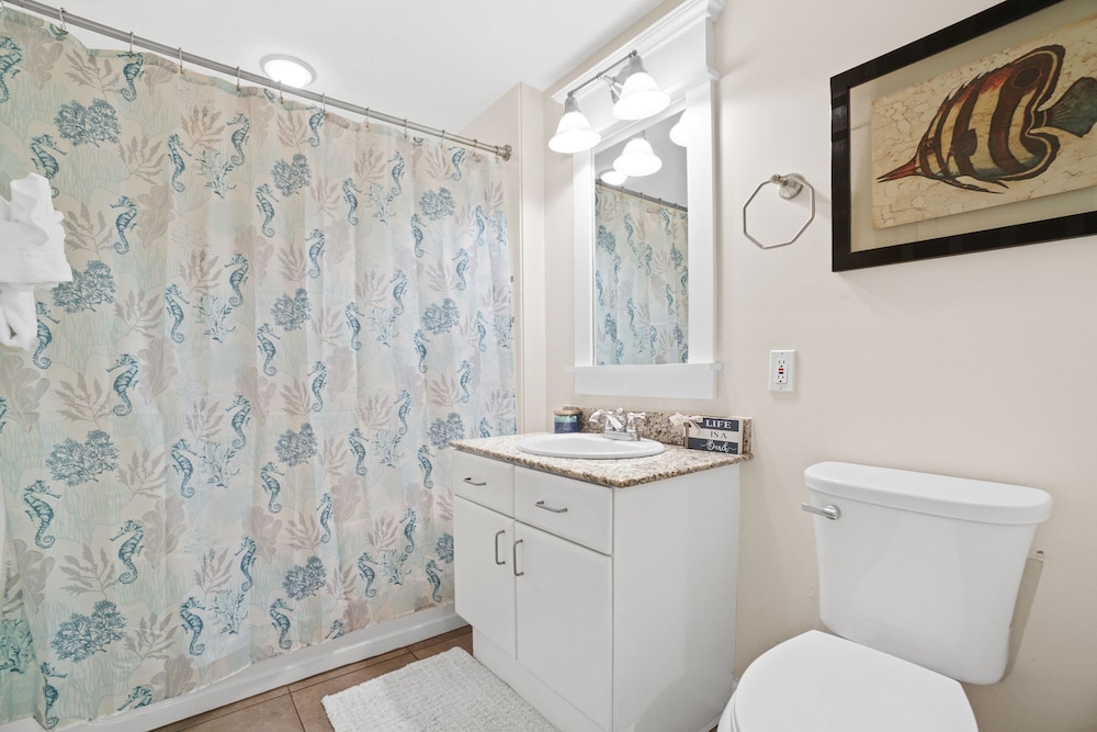 Grand Panama Beach Resort by Panhandle Getaways