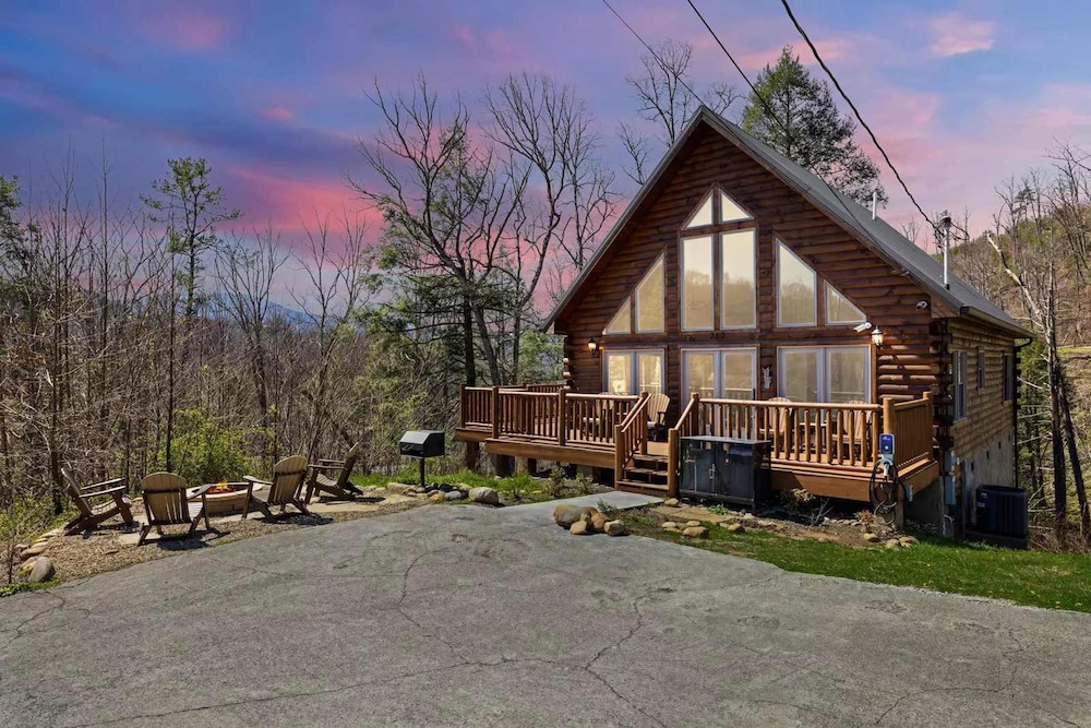 Mystic Cabin in Gatlinburg