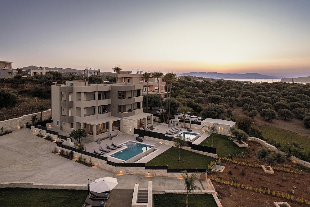 Kymélia Luxury Residences With Sea View