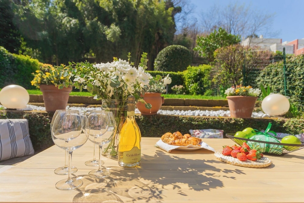 Vico Garden-203 by Rent all Como