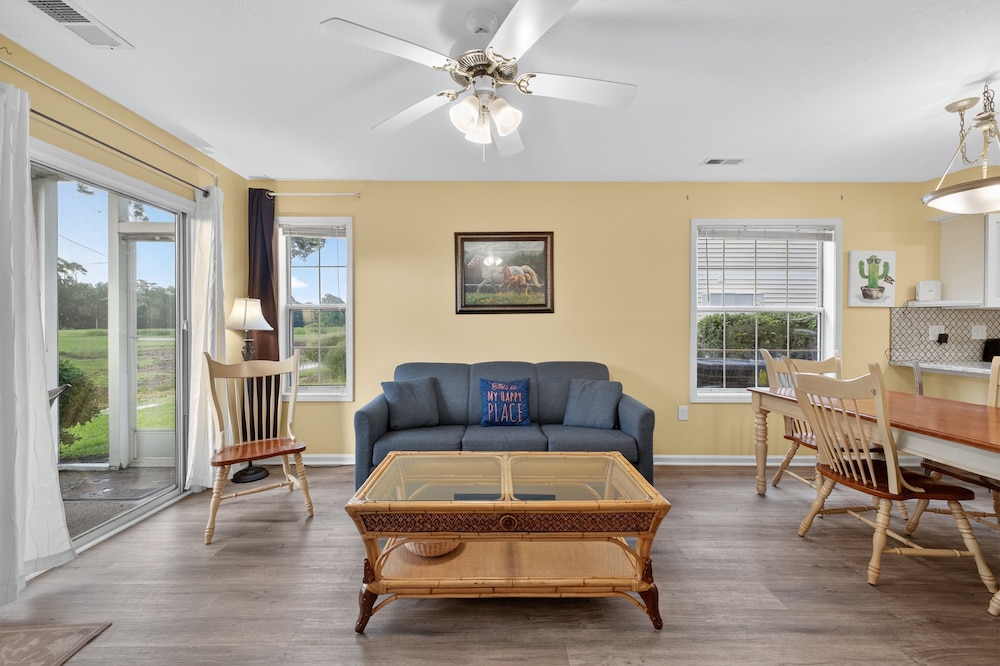 River Oaks 5c 2 Bedroom Condo