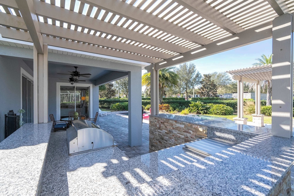 Luxurious 4Bd Villa Private Pool @ Champions Gate Resort 9021
